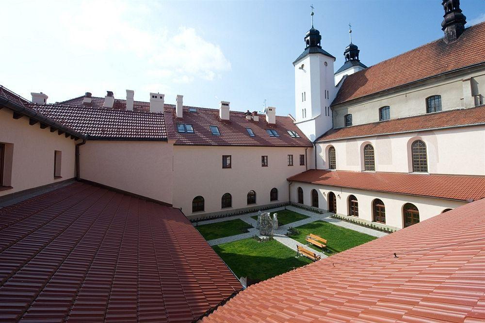 Hotel Sw. Norberta Nowe Brzesko ภายนอก รูปภาพ
