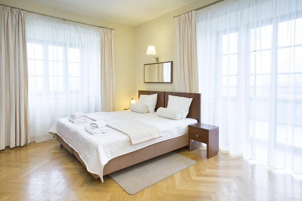 Hotel Sw. Norberta Nowe Brzesko ภายนอก รูปภาพ
