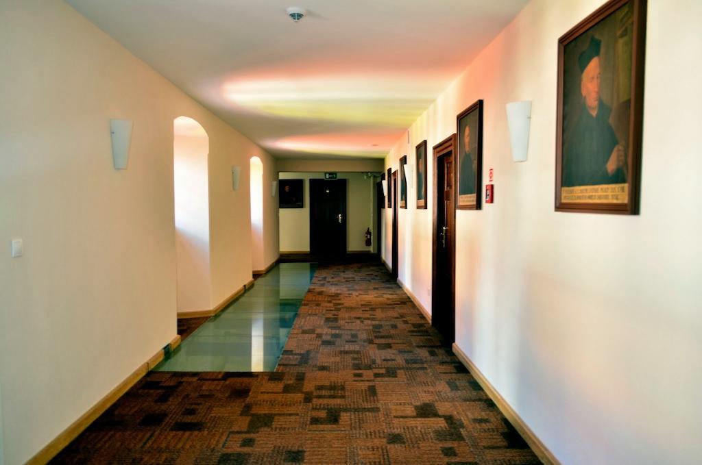 Hotel Sw. Norberta Nowe Brzesko ภายนอก รูปภาพ