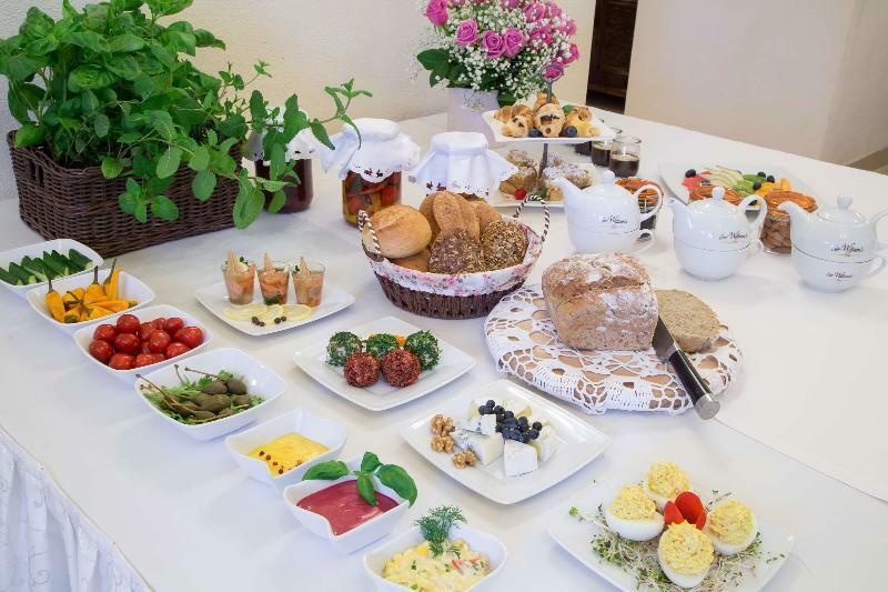 Hotel Sw. Norberta Nowe Brzesko ภายนอก รูปภาพ